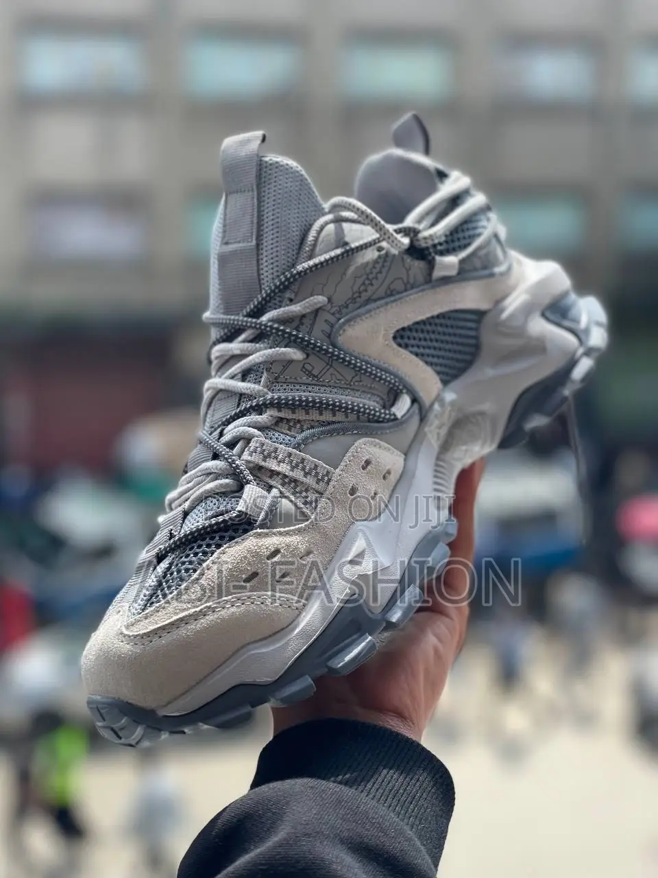 Men's Shoe