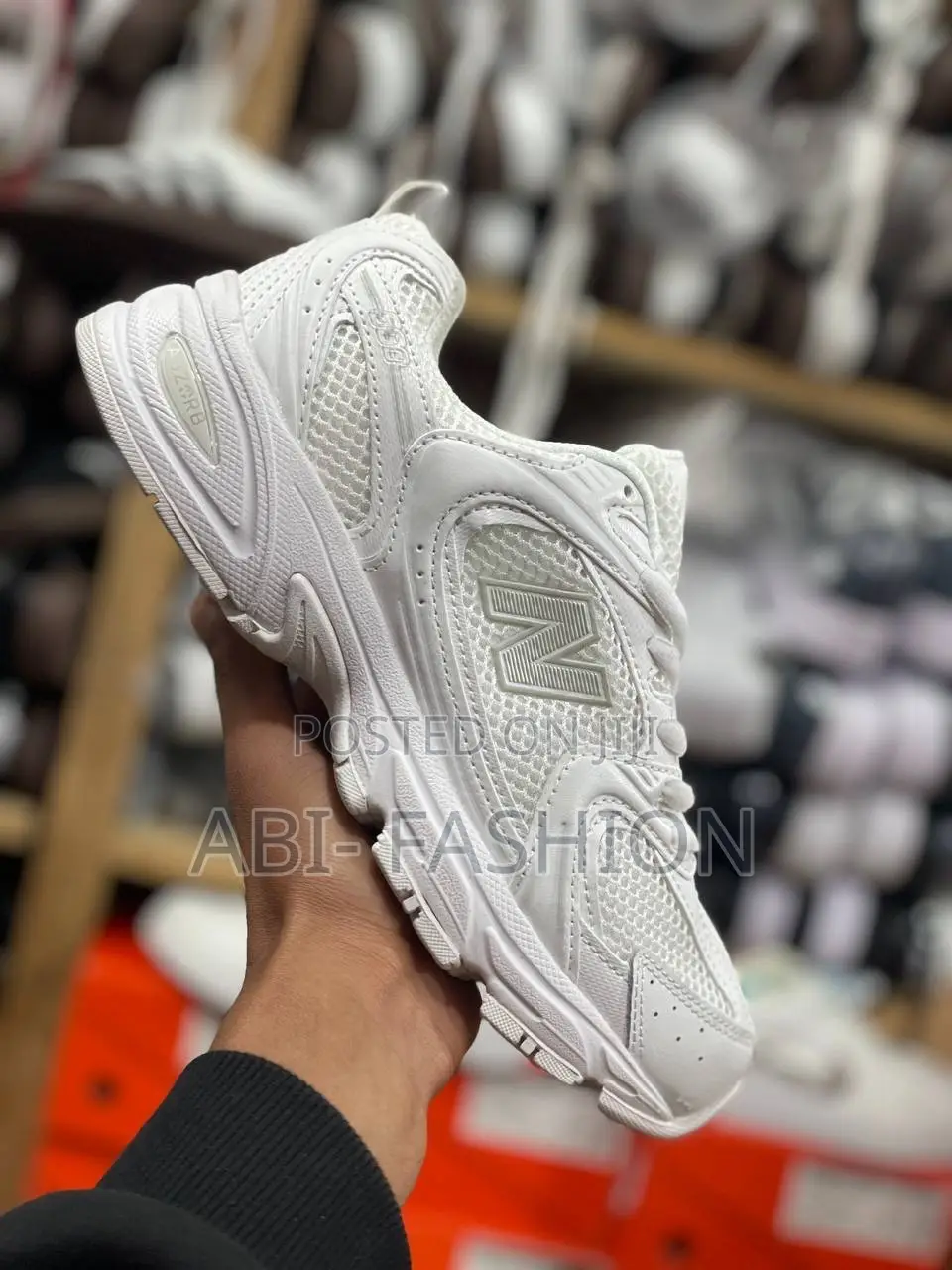 New Balance 530 Sneaker in White