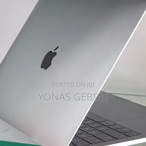 New Laptop Apple MacBook Pro 2017 8GB Intel Core I5 SSD 128GB