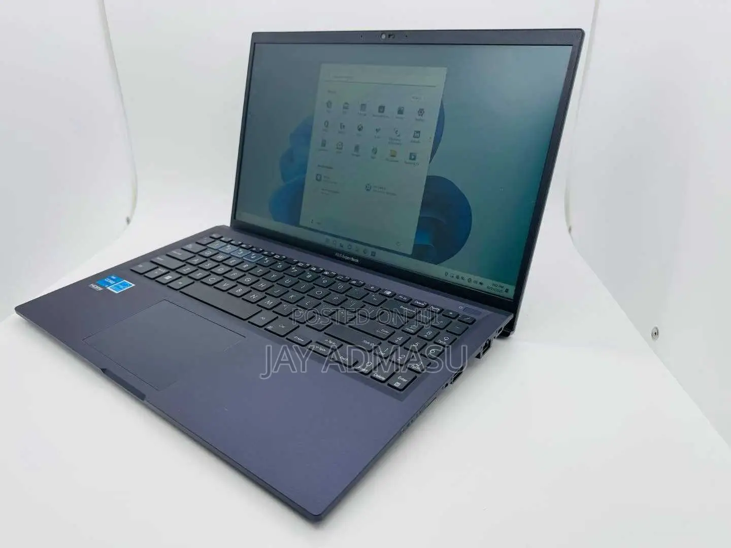 Laptop Asus EeeBook X205TA 16GB Intel Core i5 SSD 512GB