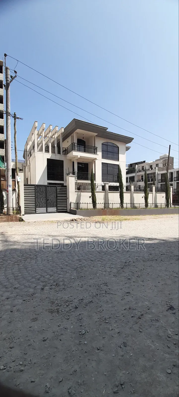 10bdrm House in Haile Garment, Nifas Silk-Lafto for sale
