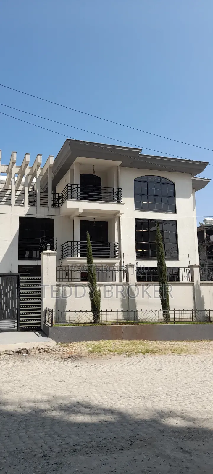 10bdrm House in Haile Garment, Nifas Silk-Lafto for sale