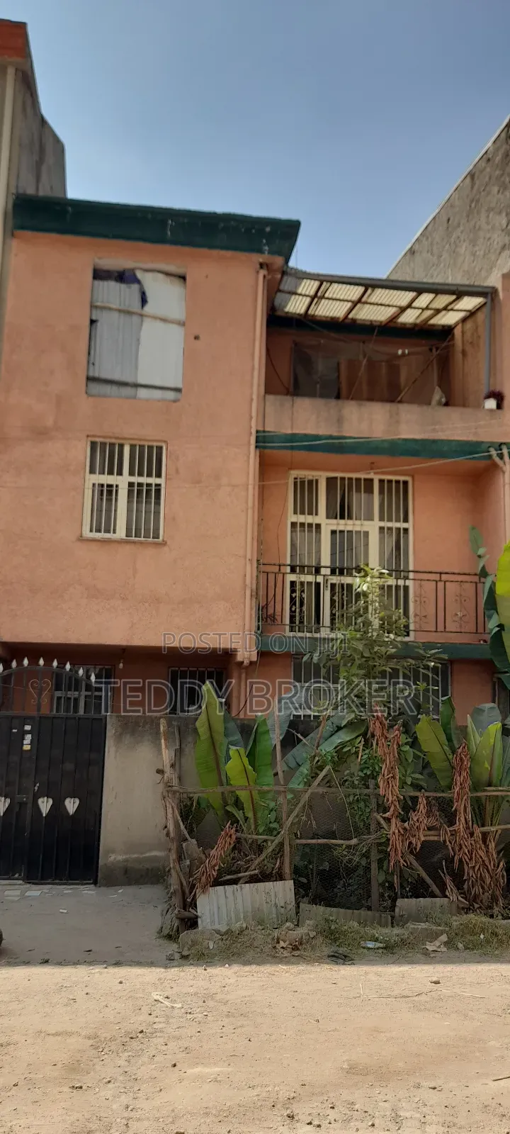 4bdrm House in Haile Garment, Nifas Silk-Lafto for sale
