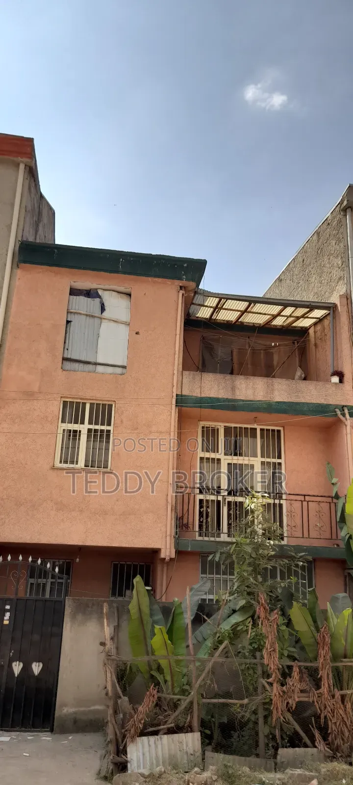 4bdrm House in Haile Garment, Nifas Silk-Lafto for sale