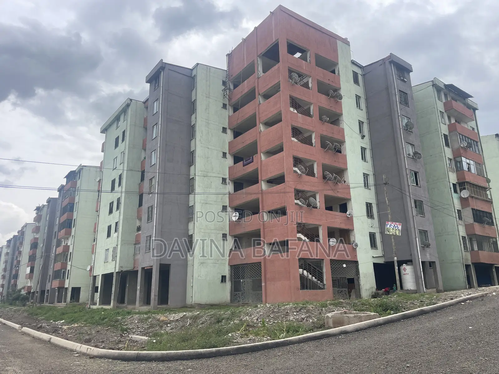 Furnished 1bdrm Condo in Koyefeche, Akaky Kaliti for sale