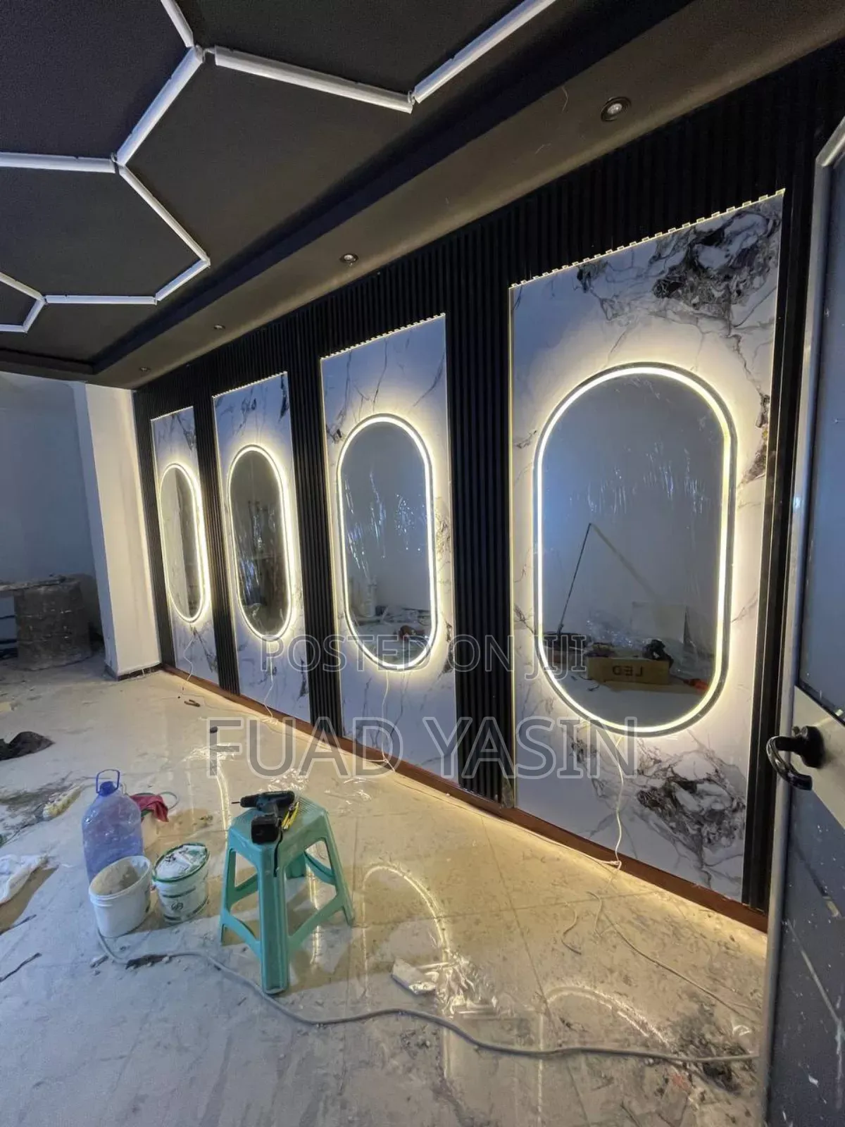 Beauty Salon Mirrors