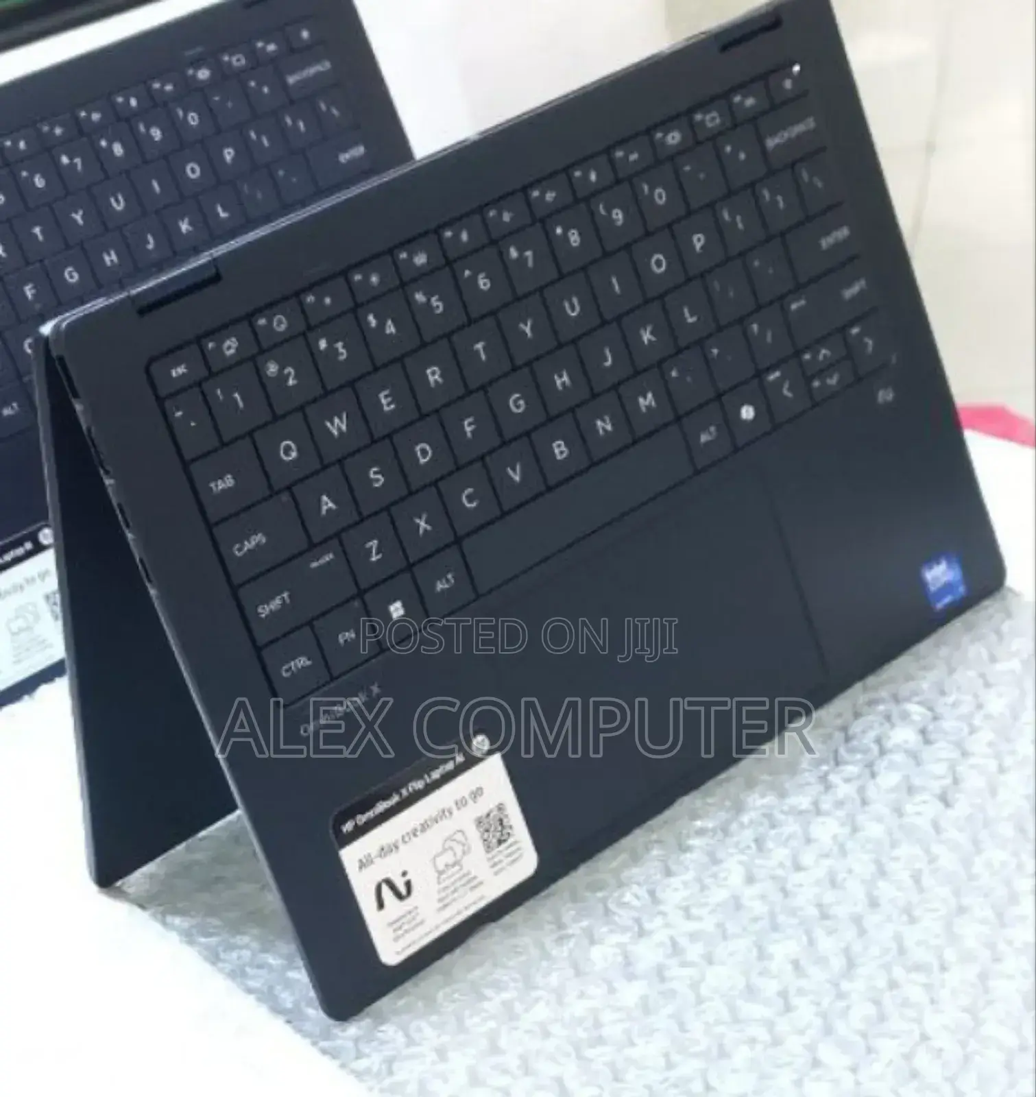 New Laptop HP OmniBook X Flip 14" 16GB Intel Core Ultra 7 SSD 1T