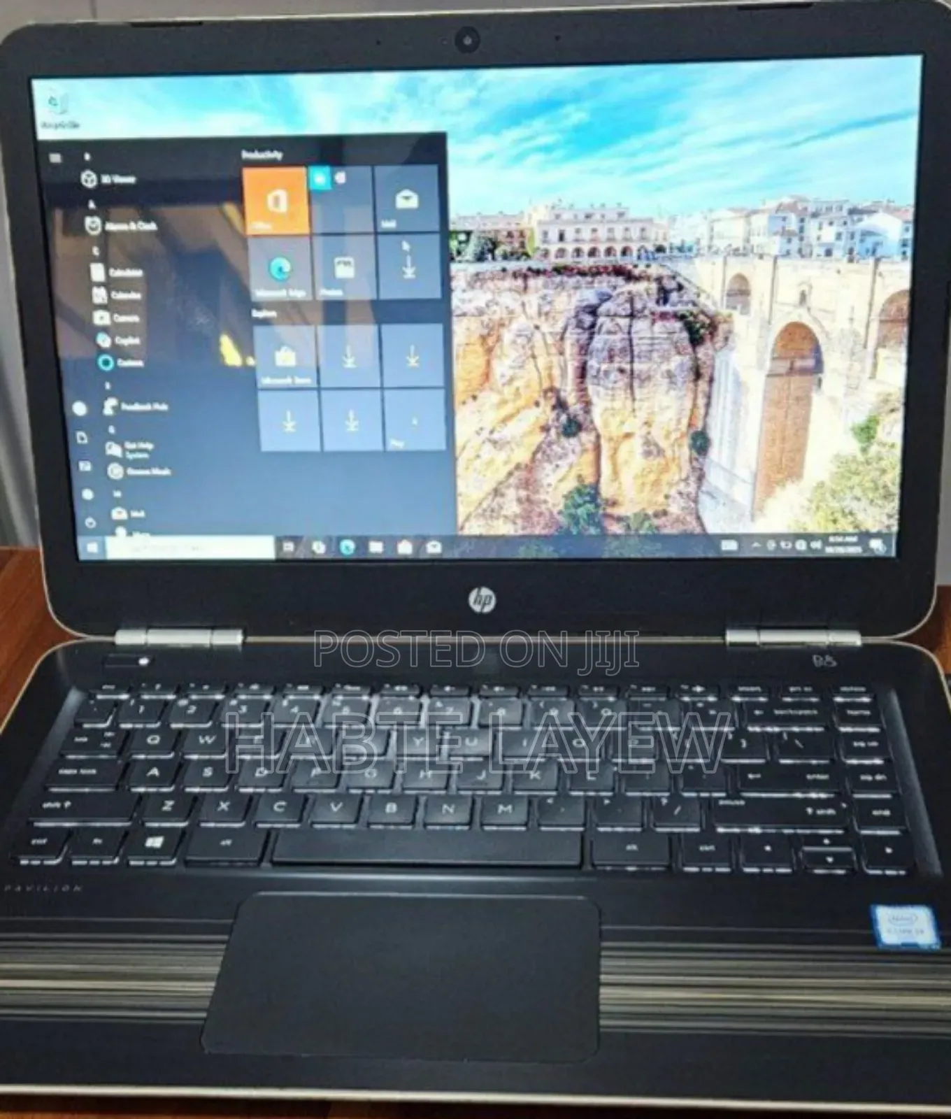 New Laptop HP Pavilion 15 4GB Intel Core I3 SSD 1T