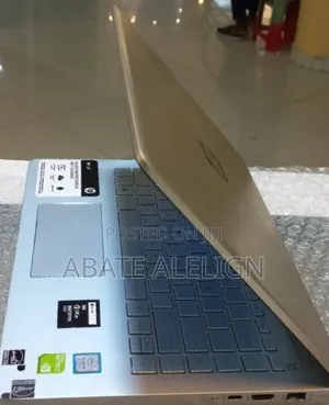 New Laptop HP Pavilion 14 8GB Intel Core I5 SSD 512GB