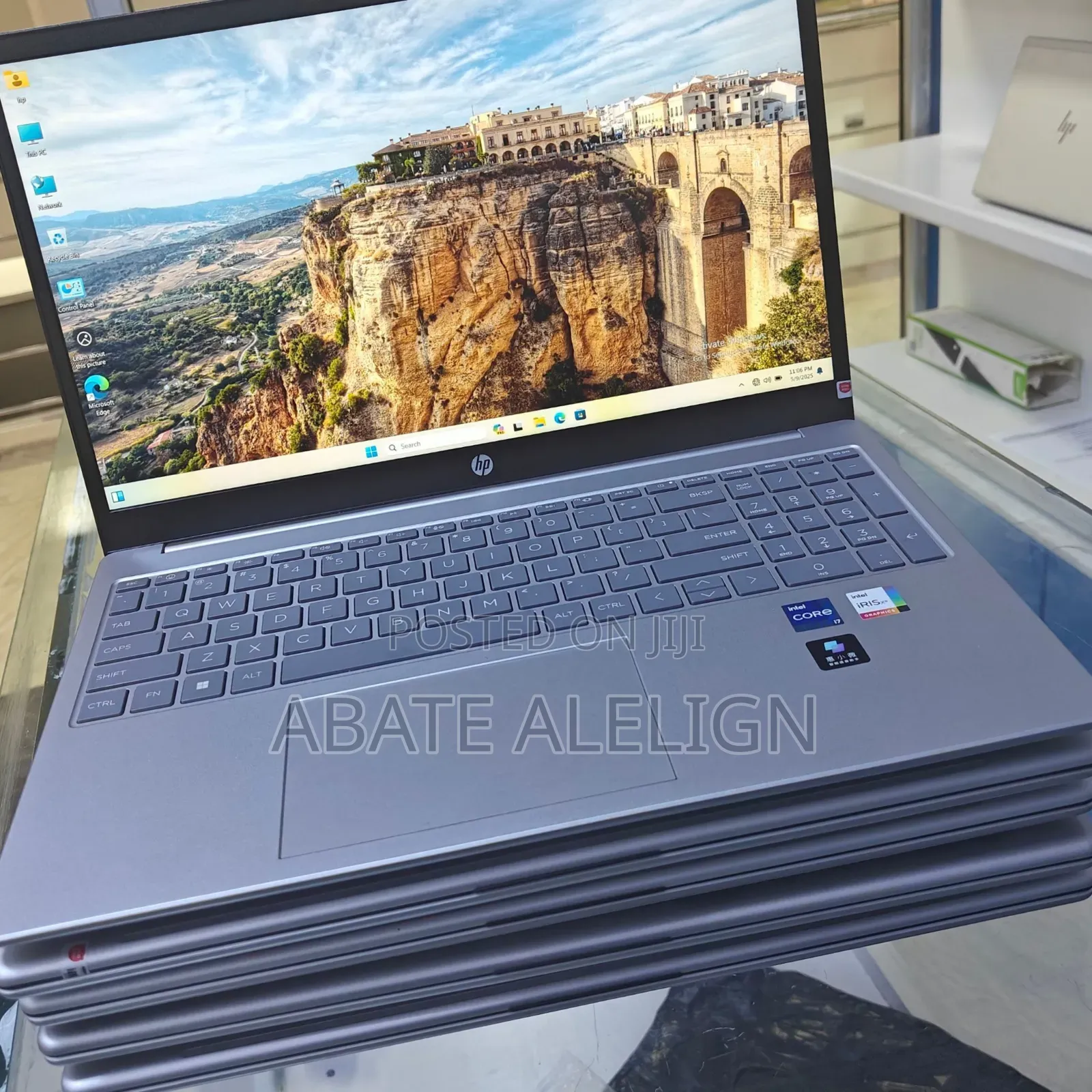 New Laptop HP Stream Notebook 16GB Intel Core I7 HDD 1T