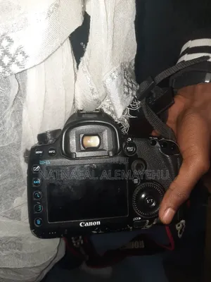 Canon Mark 3 With 28-135mm Ultrasonic Lens