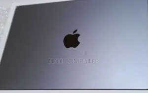 Photo - New Apple MacBook Air 2024 M3 13-Inch 8GB Intel Core I7 SSD 512GB