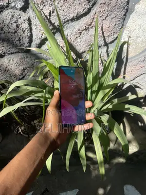 Photo - Samsung Galaxy A51 128 GB Blue