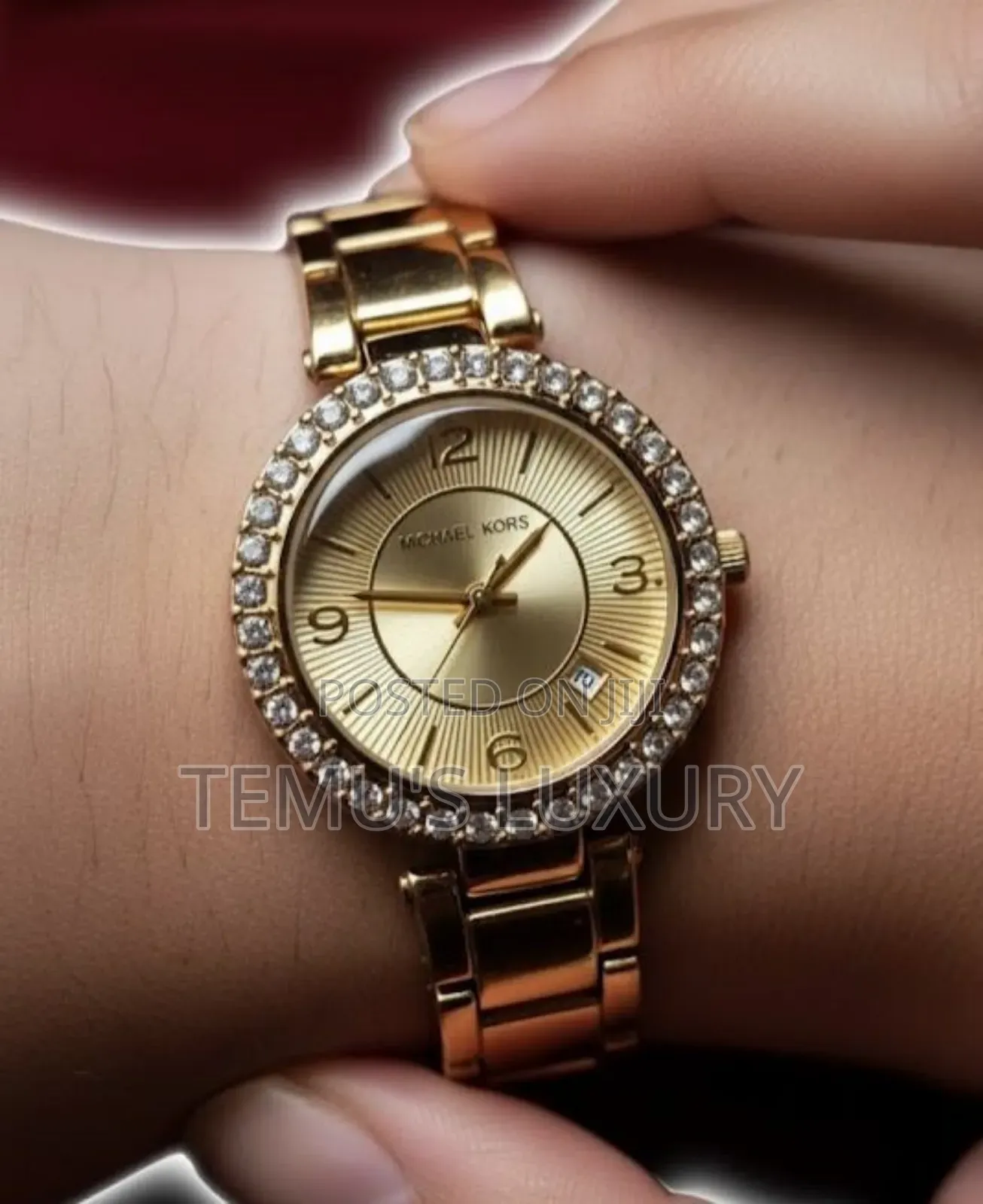 Michael Kors Lux Gold-Tone Steel Elegant Ladies Watch With Crystals.