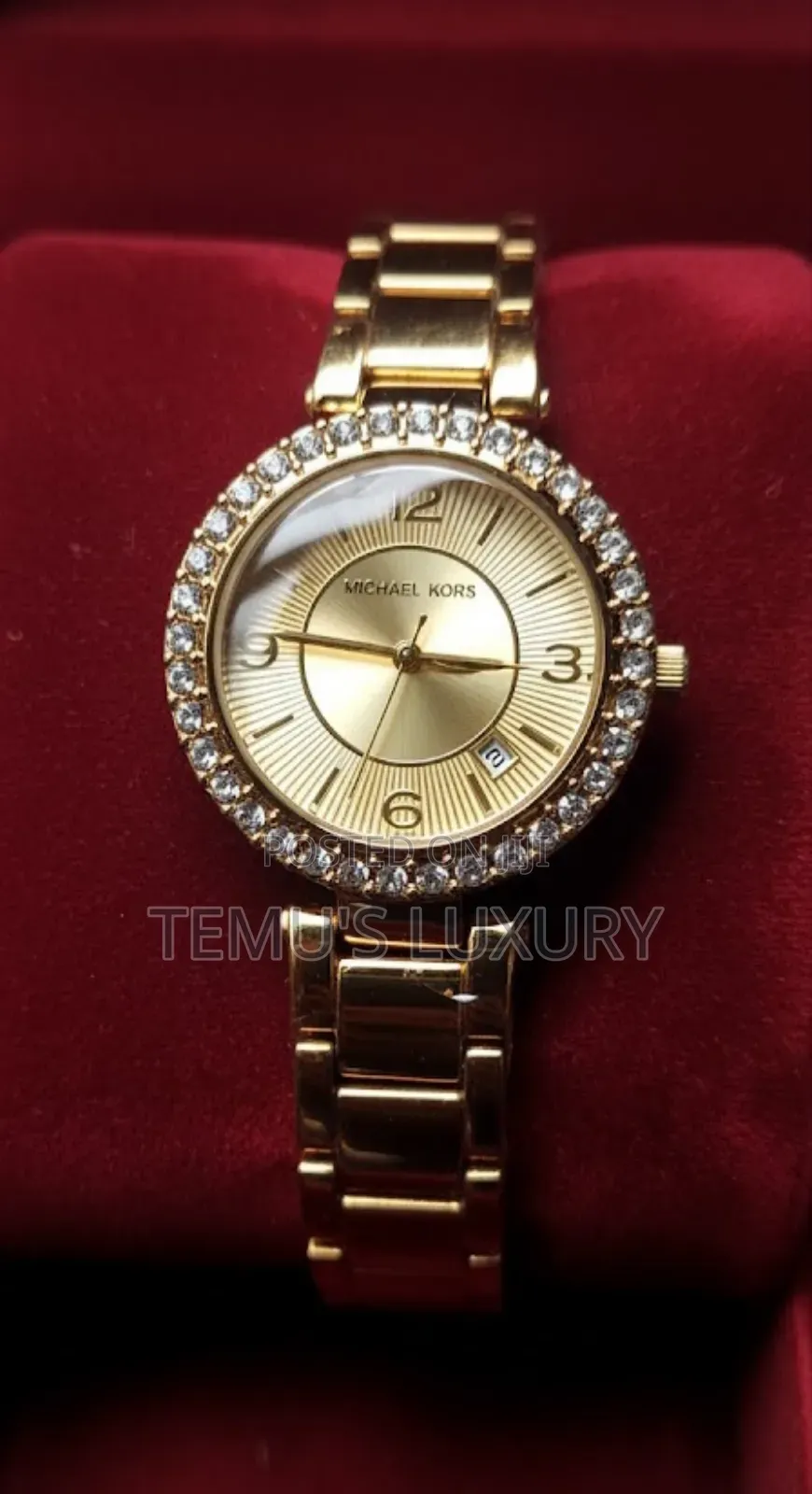 Michael Kors Lux Gold-Tone Steel Elegant Ladies Watch With Crystals.