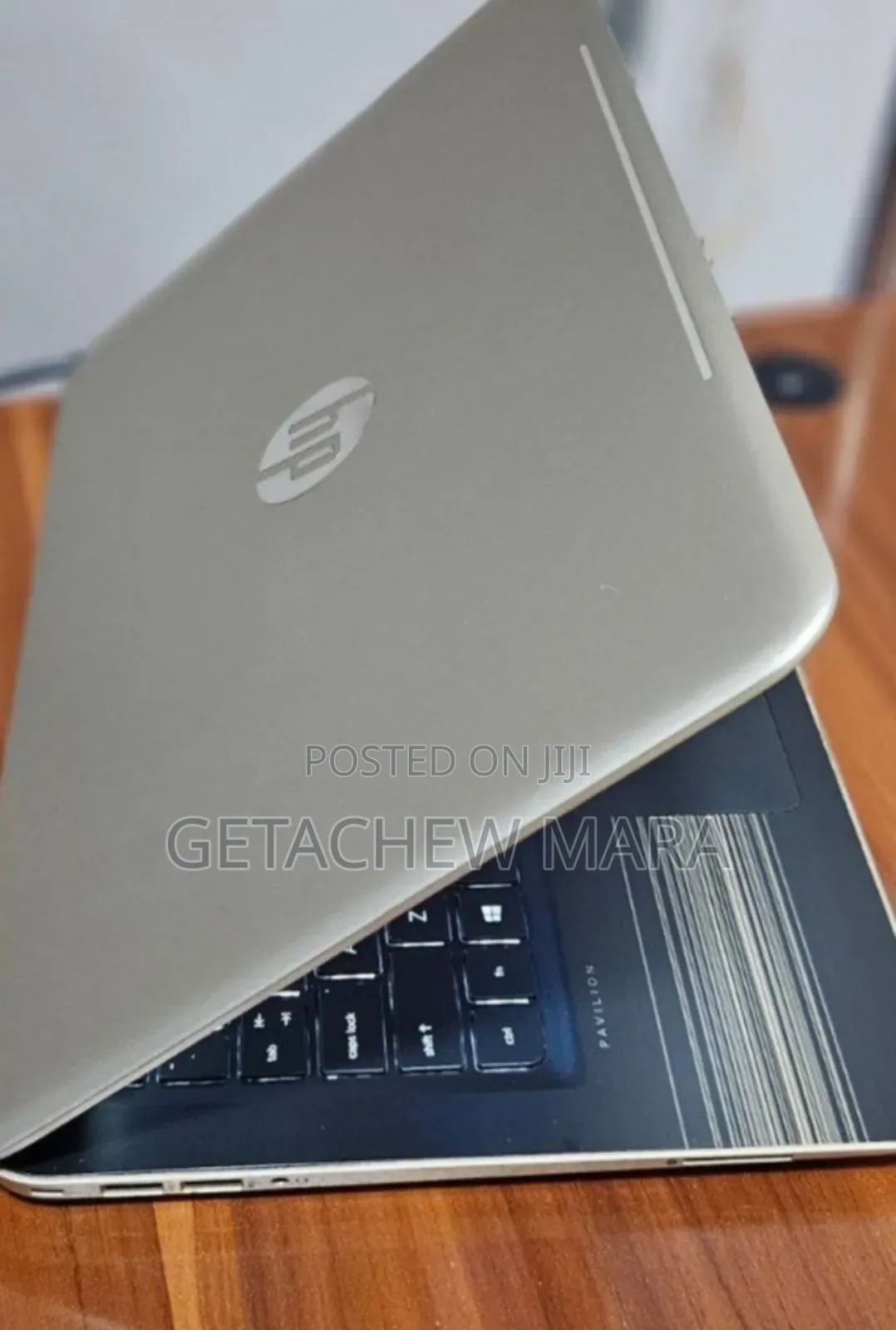 New Laptop HP Pavilion 15 4GB Intel Core I3 SSD 1T