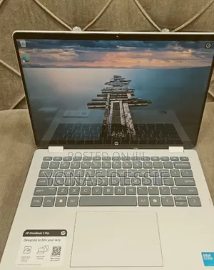 New Laptop HP OmniBook 5 Flip 16GB Intel Core 7 SSD 1T