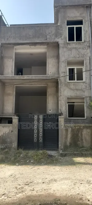 Photo - 6bdrm House in Haile Garment, Nifas Silk-Lafto for sale