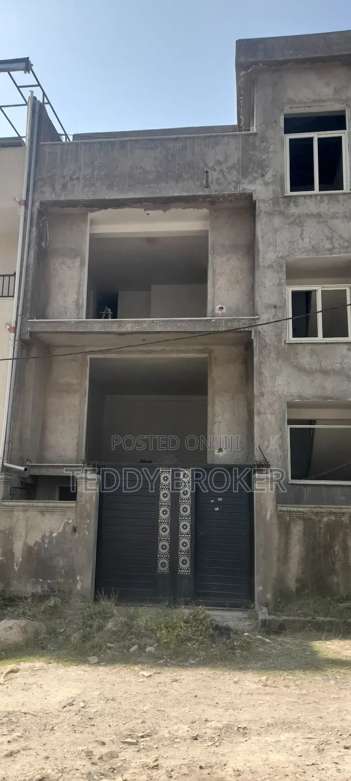 6bdrm House in Haile Garment, Nifas Silk-Lafto for sale