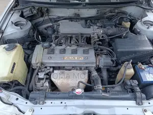 Toyota Corolla Sedan 1994 Silver