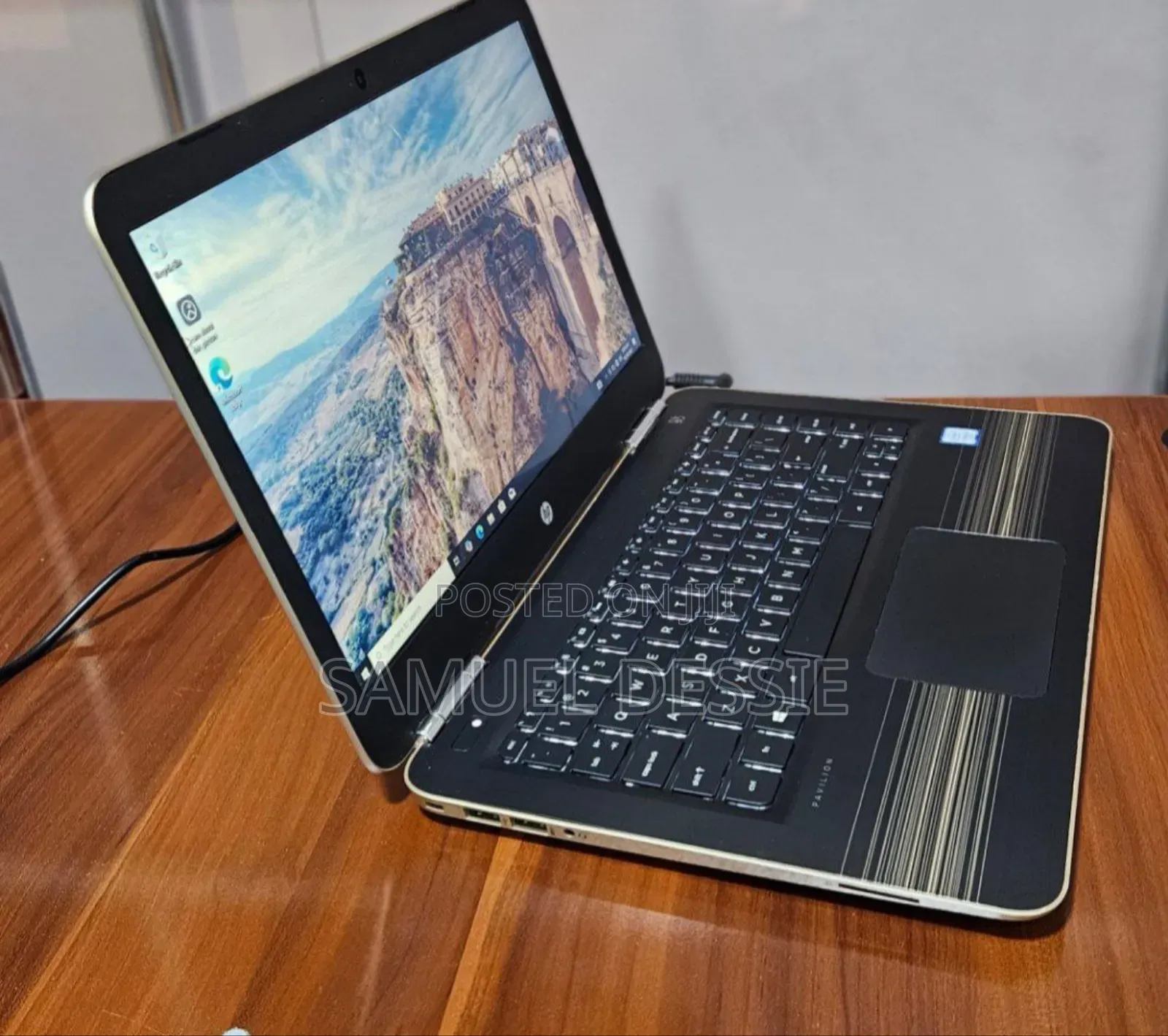 Laptop HP Pavilion 14 4GB Intel Core I3 HDD 1T
