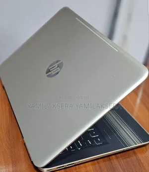 Laptop HP Pavilion 15 4GB Intel Core I3 HDD 1T