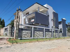 7bdrm House in Ayat Zone , G+2, Bole for sale