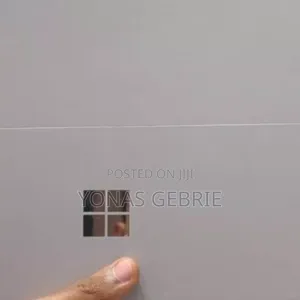 New Laptop Microsoft Surface 8GB Intel Core i5 SSD 256GB