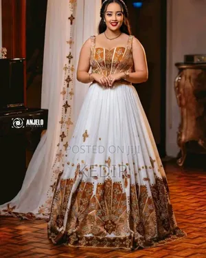 ከድር የሀገር ባህል ልብስ ዲዛይነር