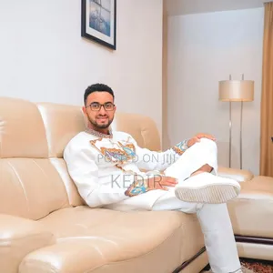 ከድር የሀገር ባህል ልብስ ዲዛይነር