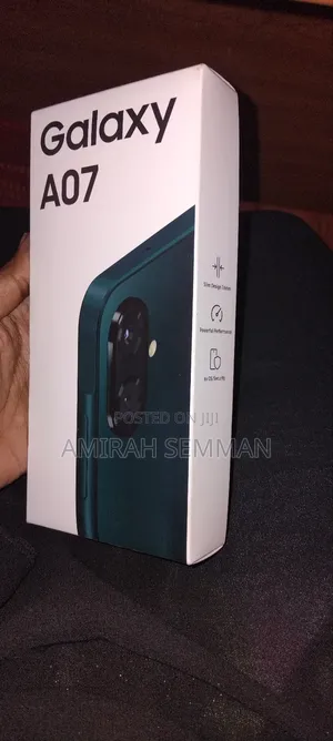 Photo - New Samsung Galaxy A07 4G 64 GB Green