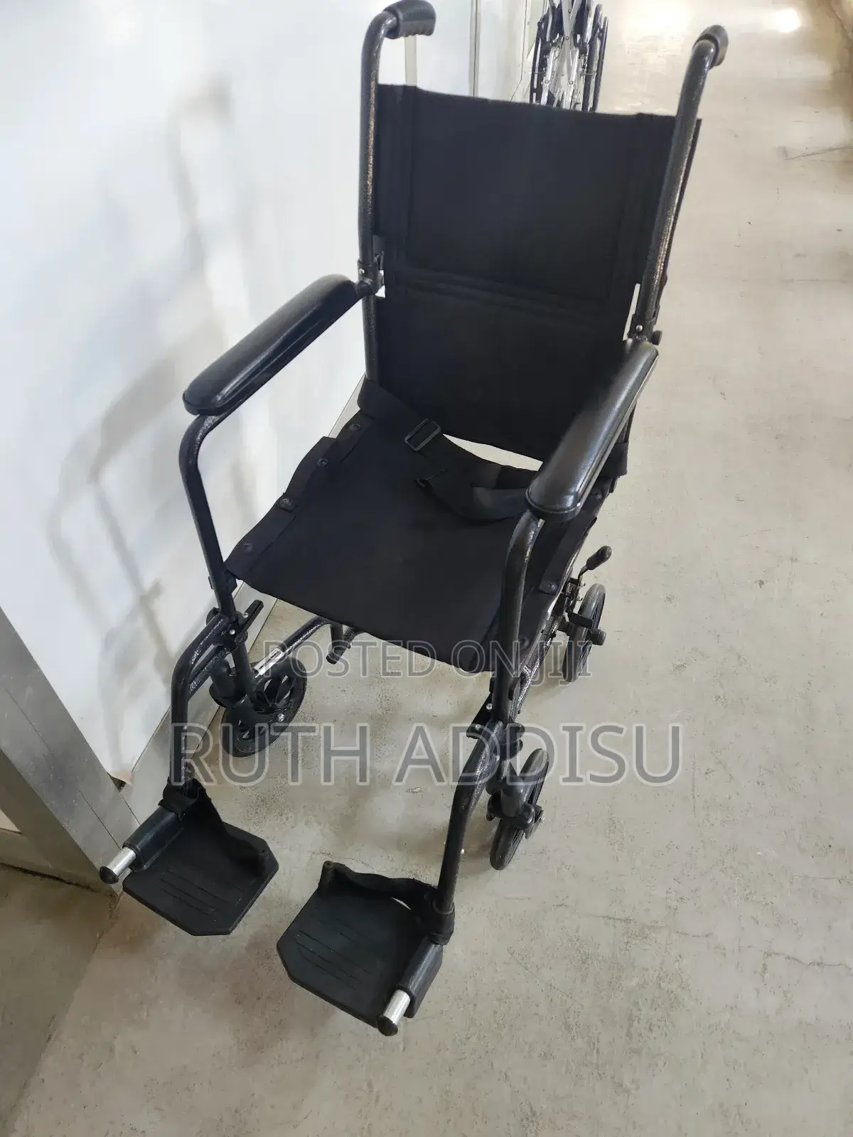 Foldable Belted Collapsible Wheelchair蝨不wheelchair晓不wheelchair Medical