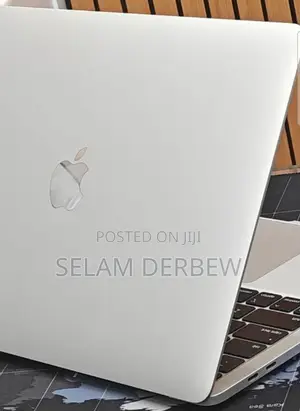 New Laptop Apple MacBook Pro 2022 M2 8GB Apple M2 SSD 256GB