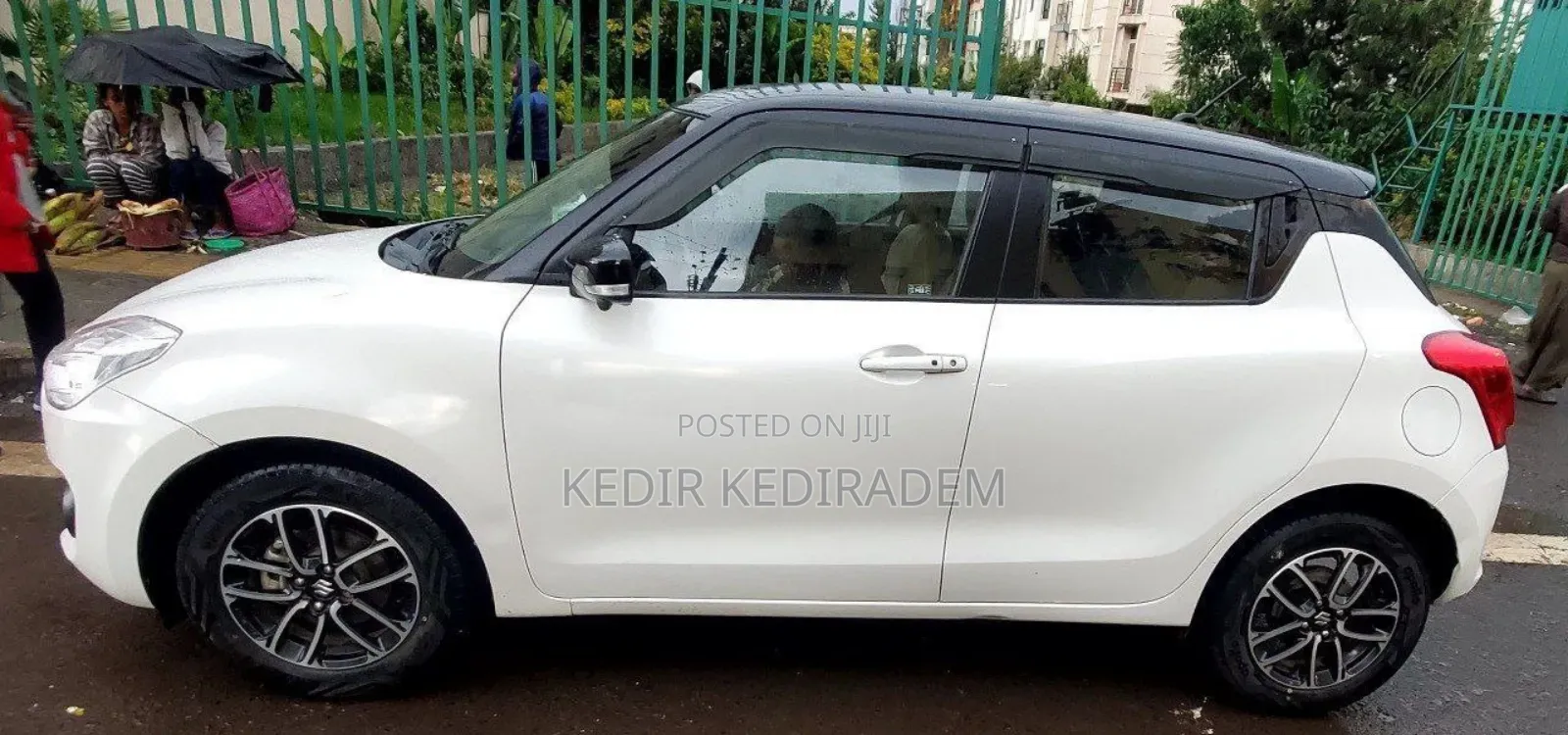 Suzuki Swift 2022 White