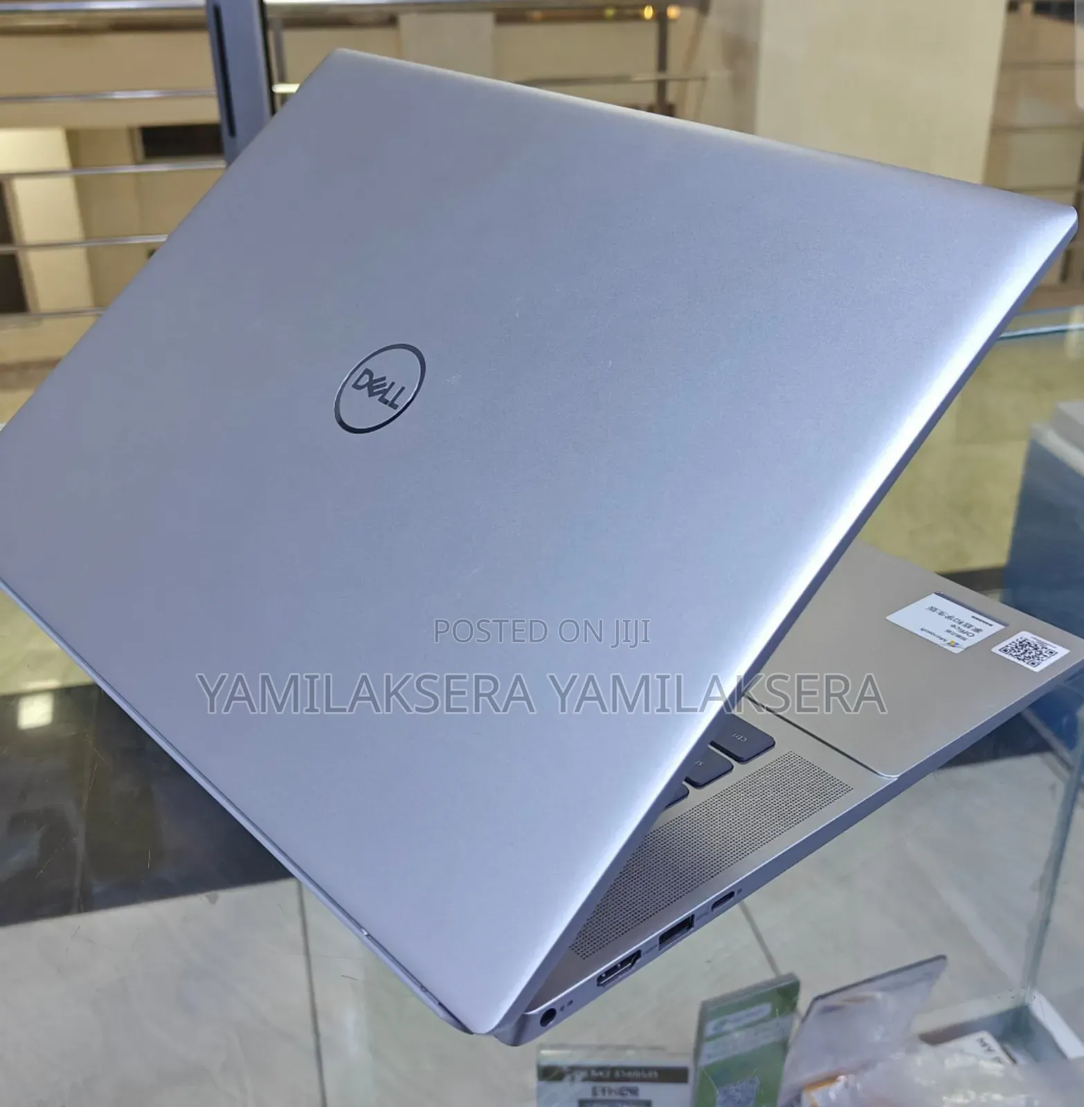 New Laptop Dell Inspiron 16 5620 16GB Intel Core I7 SSD 512GB