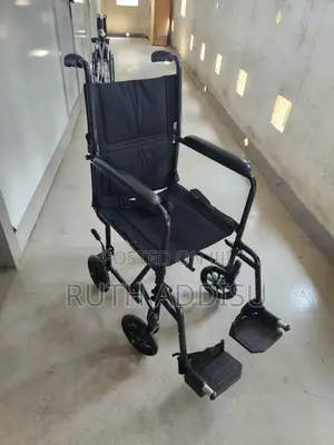 Photo - Foldable Medical Wheelchair戴孝wheelchair奔跑wheelchair截獲wheelchair Best