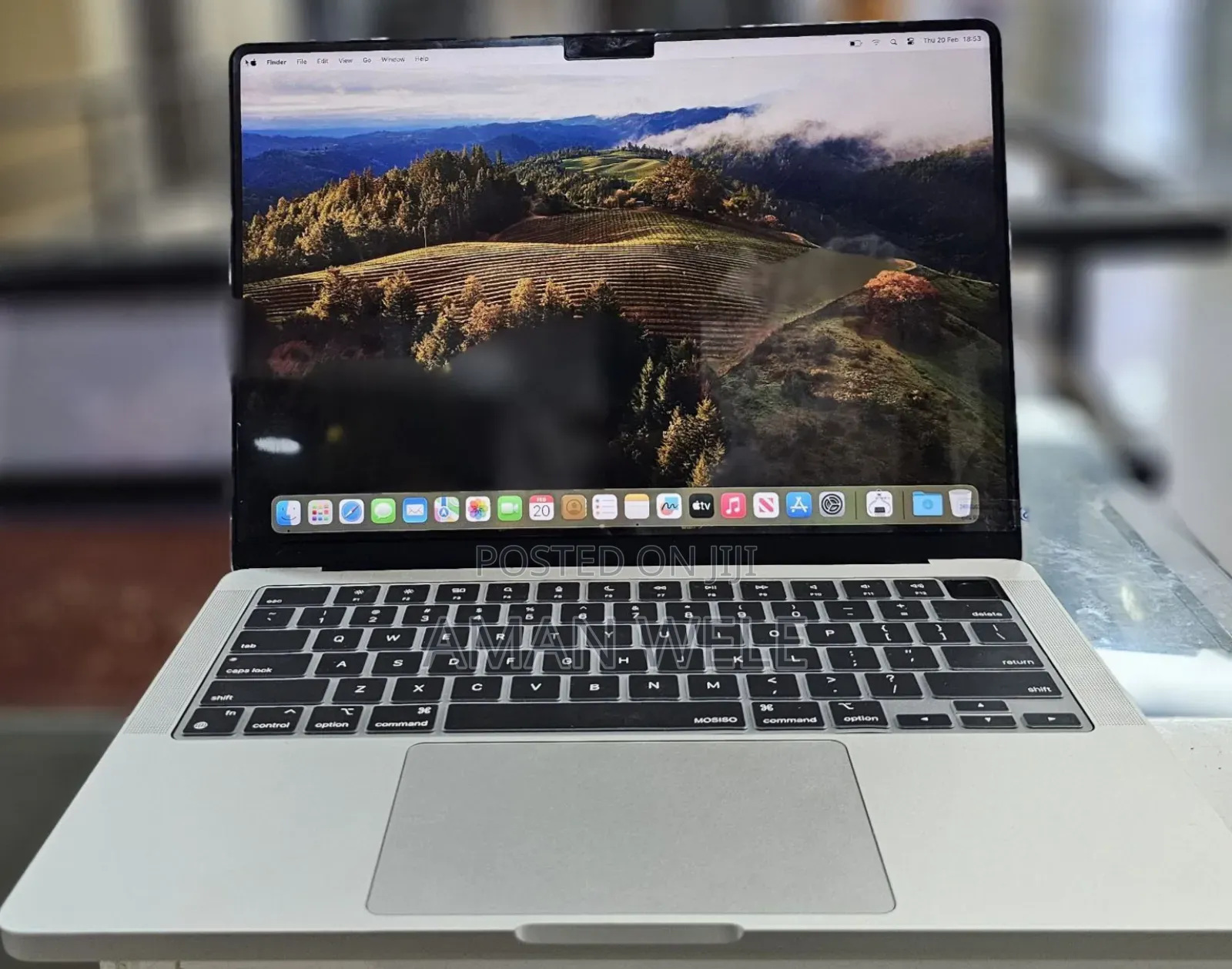 New Laptop Apple MacBook Pro 2023 M3 14-Inch 8GB Apple M3 Pro SSD 512GB