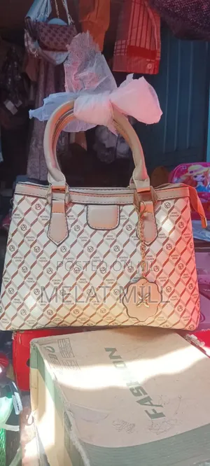 Photo - Women Casual Bag