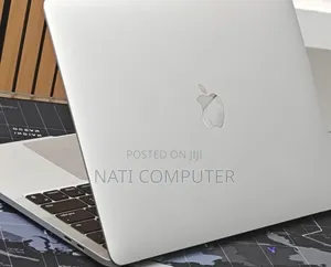 New Laptop Apple MacBook Air 2022 M2 8GB Intel Core I5 SSD 256GB