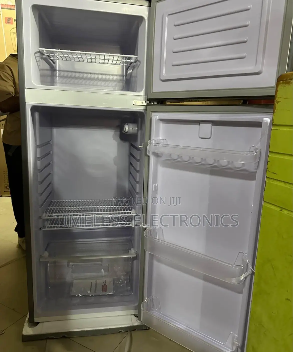  Midea 215l Refrigerator – Compact, Energy-Smart Stylish