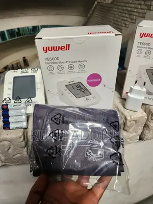Photo - Yuwell Blood Pressure Monitor較大brand New Digital Packed Blood Pressure