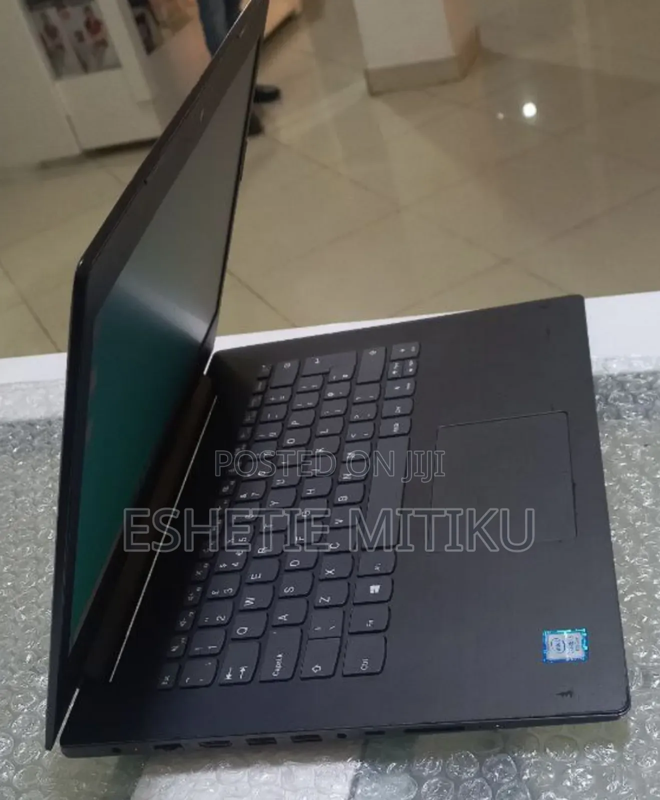 Laptop Lenovo IdeaPad 320 4GB Intel Core I5 SSD 1T