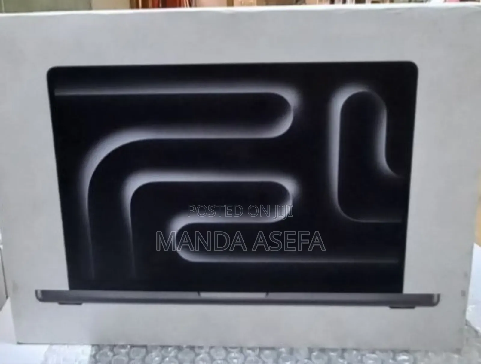 New Laptop Apple MacBook Pro 8GB Apple M3 SSD 512GB