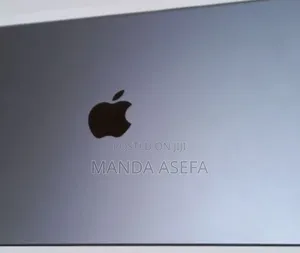 New Laptop Apple MacBook Pro 8GB Apple M3 SSD 512GB