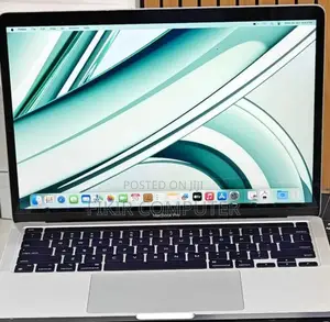 New Laptop Apple MacBook Air 2022 M2 8GB Intel Core M2 SSD 256GB