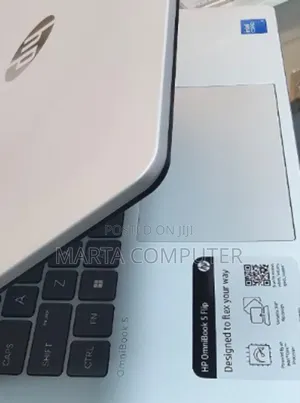 New Laptop HP OmniBook 5 Flip 14-Fp0023dx 16GB Intel Core I7 SSD 1T