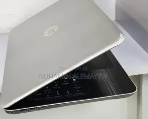 New Laptop HP Pavilion 15 8GB Intel Core I5 SSD 256GB