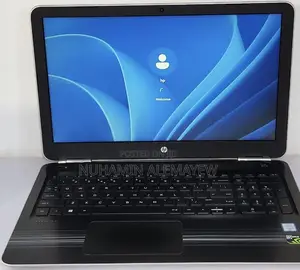 New Laptop HP Pavilion 15 8GB Intel Core I5 SSD 256GB