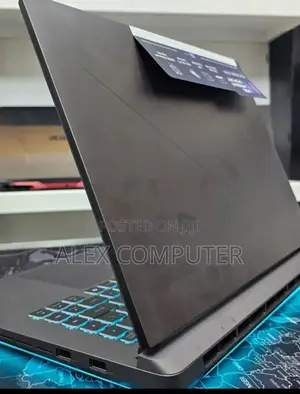 New Laptop Asus ROG Strix G16 G614 32GB Intel Core Ultra 9 SSD 1T