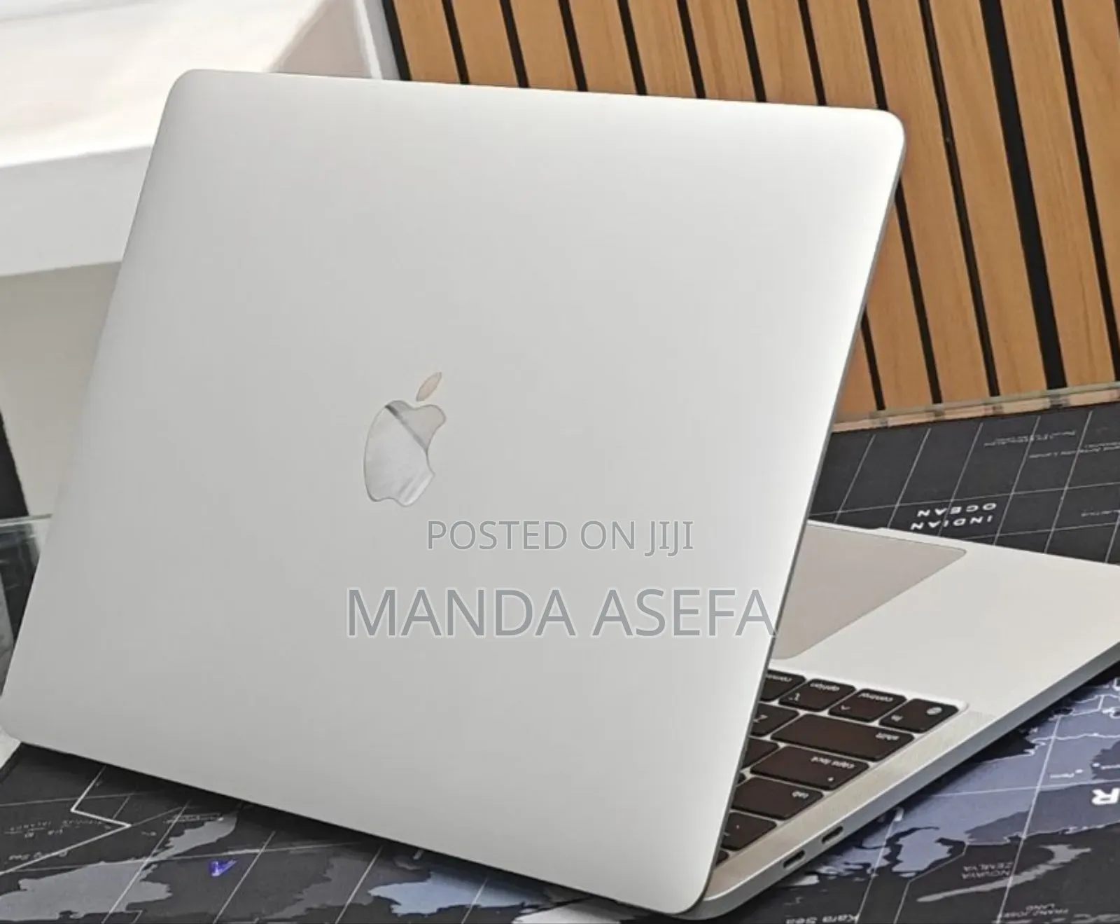 New Laptop Apple MacBook Pro 8GB Apple M2 SSD 256GB